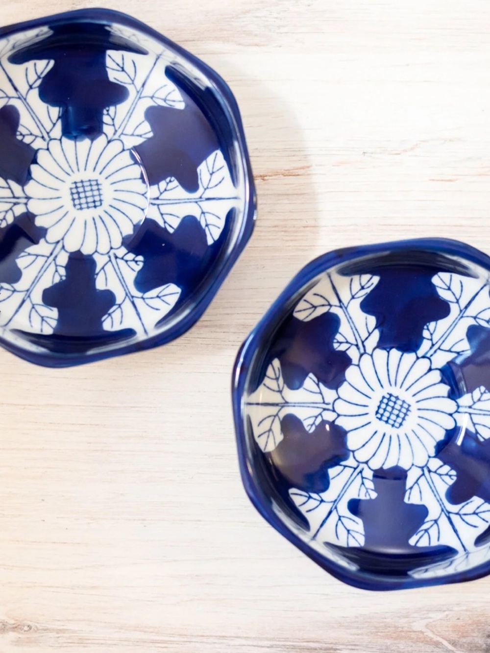 Hemingway Cat Bowls - Set of 2